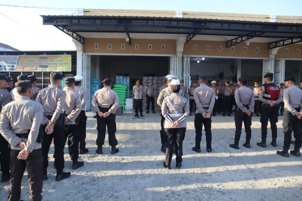 Amankan Pendaftaran 3 Calon Bupati, Ratusan Personil Polres Jeneponto Disiagakan