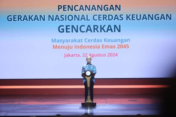 OJK Targetkan Inklusi Keuangan Capai 98 Persen