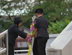 Hari Pengayoman Ke-79, Plt Kakanwil Kemenkumham Sulsel Gelar Tabur Bunga