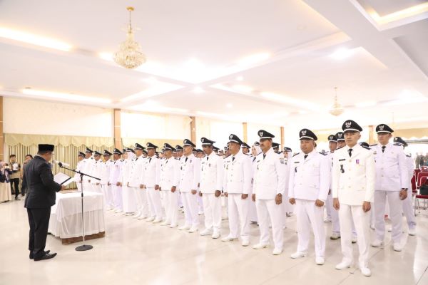 Pj Bupati Bantaeng Lantik 45 Kepala Desa