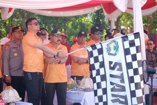 Sambut HUT RI, 68 Tim Ramaikan Gerak Jalan SKPD dan Ormas di Gowa