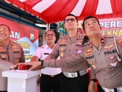 Representatif Kota Makan Enak, Danny Pomanto Resmikan Tugu Ikan Knalpot Brong