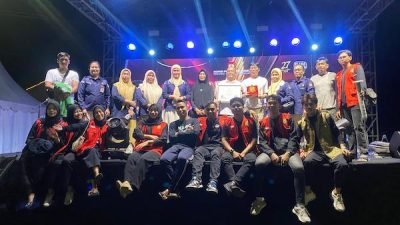 Ikuti Karnaval Maskot di Parepare, KPU Jeneponto-KKN Tematik UNHAS Raih Juara 1