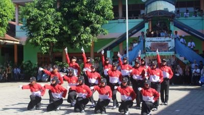 Jelang HUT RI ke-79, SMA 8 Bulukumba Gelar Lomba Baris Berbaris