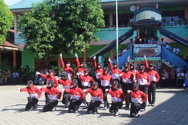 Jelang HUT RI ke-79, SMA 8 Bulukumba Gelar Lomba Baris Berbaris