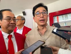 Arsjad Rasjid Serahkan Beasiswa dan Peluncuran Lecture Theatre di PKKMB Unhas
