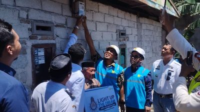 PT PLN  Sulselrabar Salurkan Belasan Meteran Gratis di Jeneponto