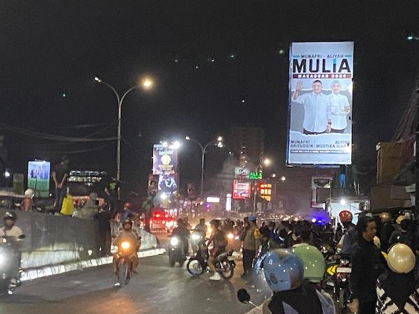 Diduga Ada Provokasi, Demo Mahasiswa Tolak Dinasti Politik Berakhir Ricuh