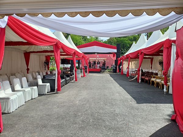 375 Personel Gabungan Amankan Pendaftaran Calon Kepala Daerah di Makassar
