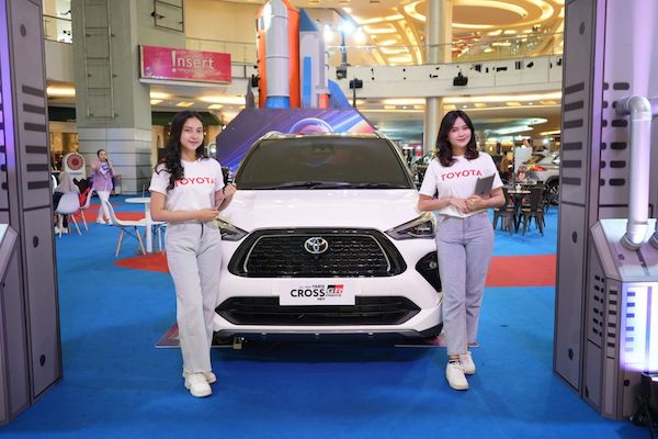 Penjualan Mobil Hybrid Toyota Melonjak, Capai 50 Persen