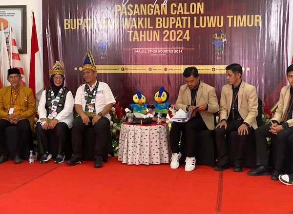 Paslon Ibas-Puspa Resmi Daftar Cakada ke KPU Lutim