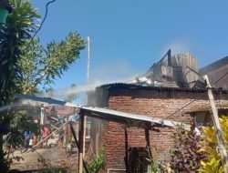 Kebakaran di Sanrobone, 1 Rumah Ludes Terbakar