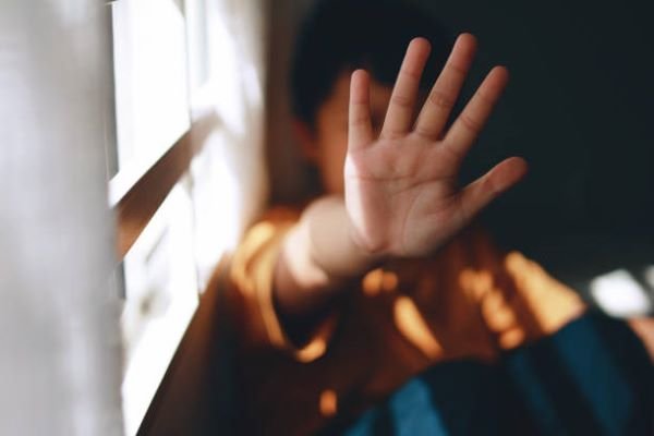Pria di Takalar Aniaya Mantan Istri, Anak Balita Diduga Turut Jadi Korban