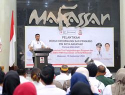 Lantik Pengurus PMI Makassar, Adnan Minta Stok Darah Harus Terus Terjaga