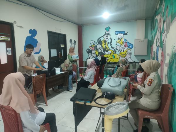 Peringati Hari Kontrasepsi Sedunia, RS Bhayangkara Berikan Pelayanan KB Gratis