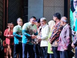 Pj Gubernur Sulsel Raih Anugerah Perkebunan Indonesia 2024