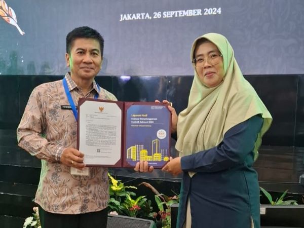 Lampaui Target, Pemkab Bantaeng Terima Penghargaan dari BPS Indonesia