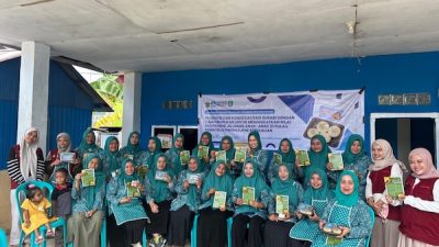 Tim Pengabdian Masyarakat Unhas Kembangkan Surabi Ikan di Pangkep