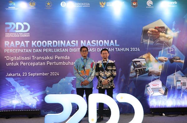Raih Penghargaan TP2DD 2023, Pj Sekda Makassar Komitmen Benahi Digitalisasi Transaksi