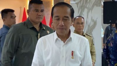 Presiden Jokowi Ikut Gunakan Mobil Toyota Zenix, Demi Hormati Paus Fransiskus