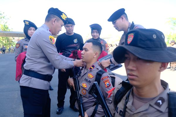 Wakapolda Pimpin Penutupan Latihan Peningkatan Kemampuan Ditsamapta Polda Sulsel