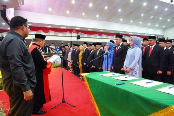 Sekjen DPP NasDem Hadiri Pelantikan Cicu Sebagai Ketua DPRD Sulsel