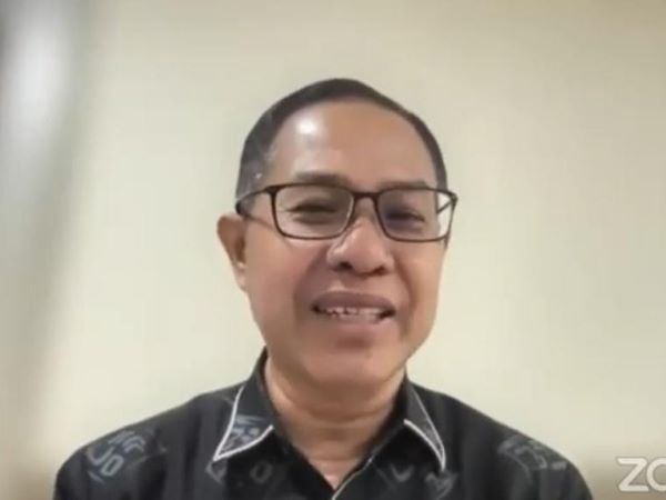 Gelar Webinar Adaptif, BPSDM Sulsel Bahas Perlindungan dan Kesejahteraan Kerja