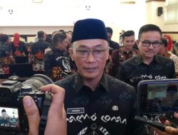 Pj Gubernur Beri Izin Penggunaan Baju Smart Casual di Lingkup Pemprov Sulsel