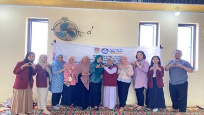 Tim Pengabdian Masyarakat Universitas Almarisah Madani Dorong PKK Takalar Dalam Pengolahan Jamu KB Alami