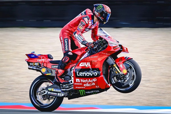 Francesco Bagnaia Juara Sprint Race MotoGP Mandalika 2024