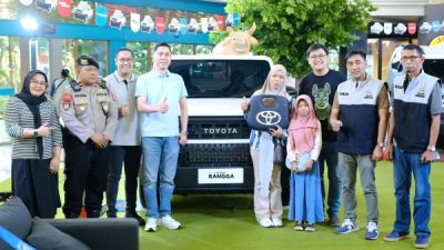Penjual Buah Makassar Menangkan Toyota Hilux Rangga Lewat Undian