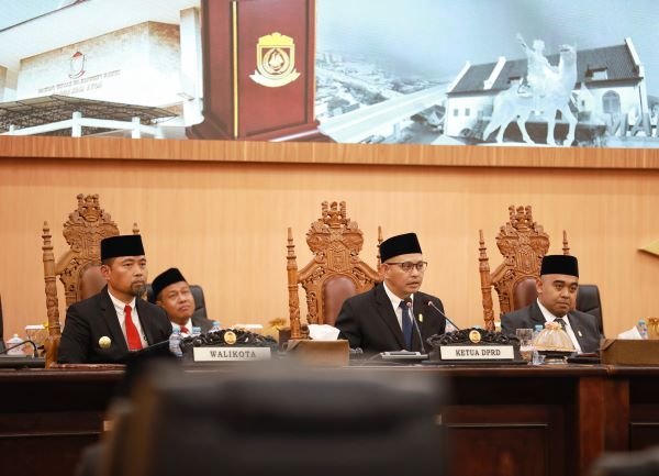 Pjs Wali Kota Makassar Ingatkan Pilkada Damai di Rapat Paripurna Perdana