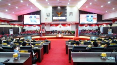 DPRD Sulsel Umumkan Pimpinan dan Ketua Fraksi Periode 2024-2029