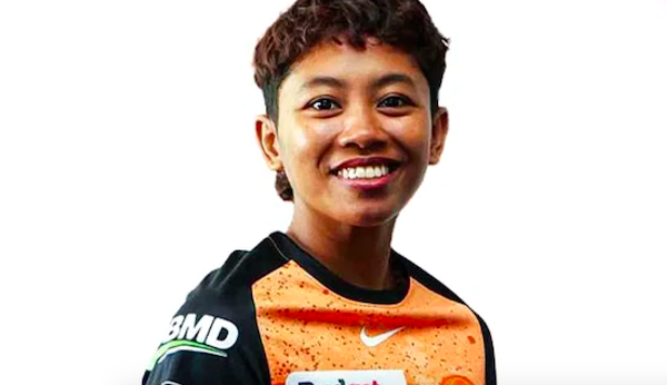Ni Made Putri Suwandewi, Jadi Atlet Indonesia Pertama di Liga Kriket Australia