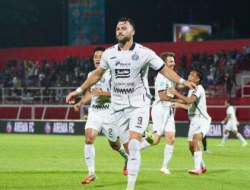 Persija Jakarta Tumbangkan Arema FC 2-1