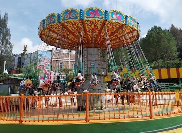 Cara Memilih Paket Wisata Aman Agar Liburan Keluarga Nyaman