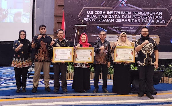 Pemprov Sulsel Diganjar Penghargaan dari BKN Berkat Penyelesaian Disparitas Data ASN Terbanyak