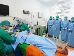 Operasi Katarak Gratis RSUD Haji Makassar Beri Kualitas Hidup yang Lebih Baik Bagi Pasien