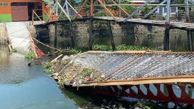 Telan Anggaran Rp771 Juta, Jembatan di Makassar Ambruk Saat Dicor