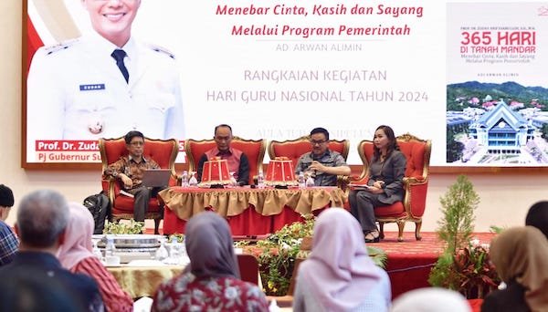 Bedah Buku Prof Zudan Arif Fakrulloh, Sekprov Sulsel Apresiasi!