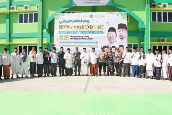 Sekda Gowa Ajak Para Santri Berkontribusi dalam Pembangunan Daerah