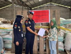 Tak Perpanjang Sertifikat, KKP Segel Gudang Rumput Laut Senilai Rp5 Miliar