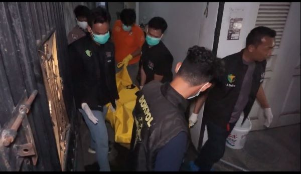 Warga Digegerkan Penemuan Mayat Juru Parkir di Kos Makassar