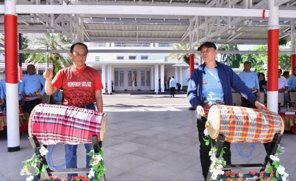 Pj Gubernur Resmi Buka Pertandingan Olahraga HUT Sulsel ke-355