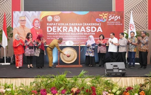 Dorong Kemajuan Ekonomi Kreatif, Dekranasda Diminta Perkuat Branding Produk Khas Sulsel