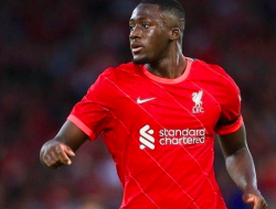 Cedera, Ibrahima Konate Pastikan Absen Lawan Manchester City