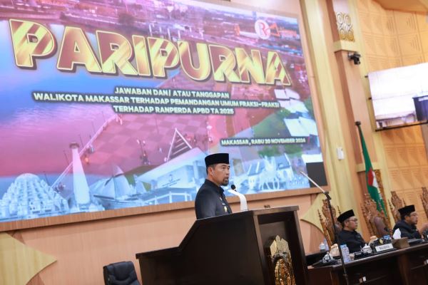 Arwin Azis Tutup Masa Jabatan dengan Paparan RAPBD 2025 di DPRD Makassar