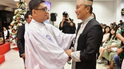 Momentum Jaga Kerukunan, Pj Gubernur Sulsel Sampaikan Pesan Damai Pada Misa Natal