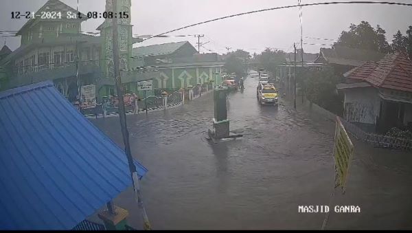 Jalur Trans Sulawesi Lumpuh Imbas Banjir, Ribuan Warga Terisolasi