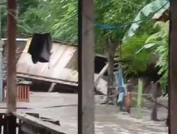 Banjir dan Longsor Terjang Soppeng, Rumah Hanyut dan Satu Warga Hilang